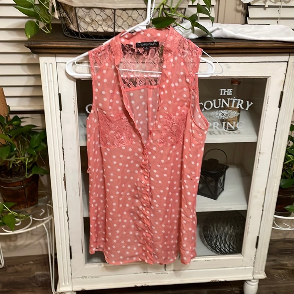 Wishful park Small lace pocket polkadot sleeveless collar lace on top of back